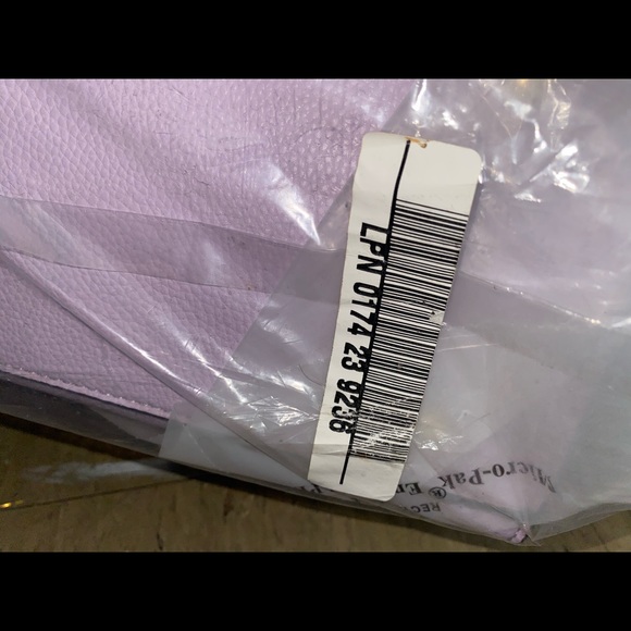 Purse - Picture 4 of 7